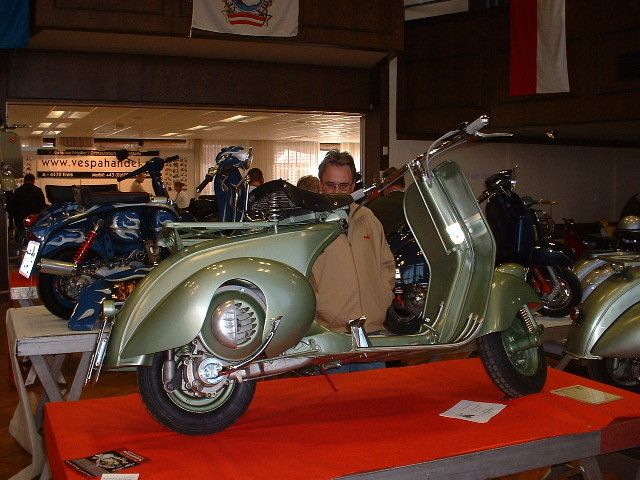 Vespaaustellung Traun – VESPAAUSSTELLUNG_TRAUN_013