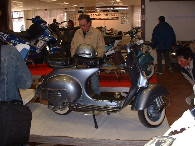 Vespaaustellung Traun – VESPAAUSSTELLUNG_TRAUN_020