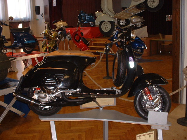 Vespaaustellung Traun – VESPAAUSSTELLUNG_TRAUN_030