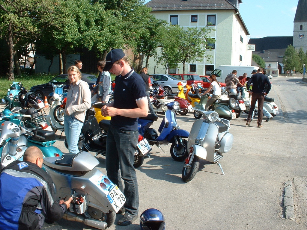 Vespa Treffen Vorchdorf – 2002_0628_161952AA