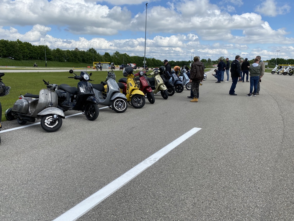 2023   Charity Vespa Treffen   La Dolce Vita in Marchtrenk – IMG_8095