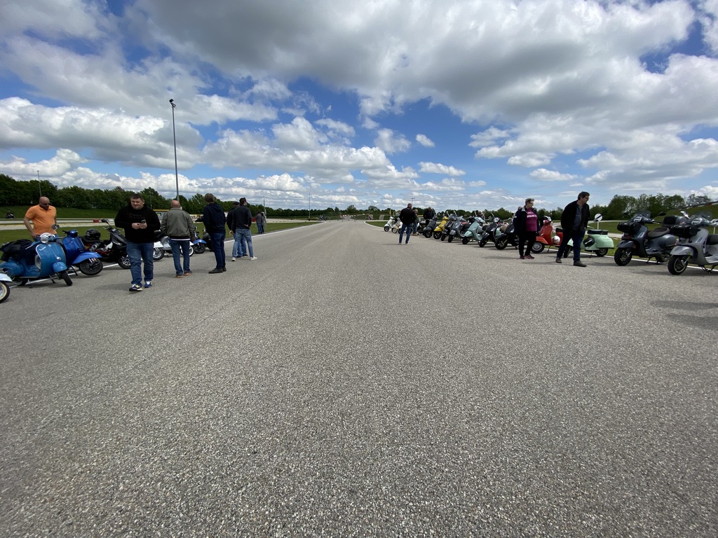 2023   Charity Vespa Treffen   La Dolce Vita in Marchtrenk – IMG_8102
