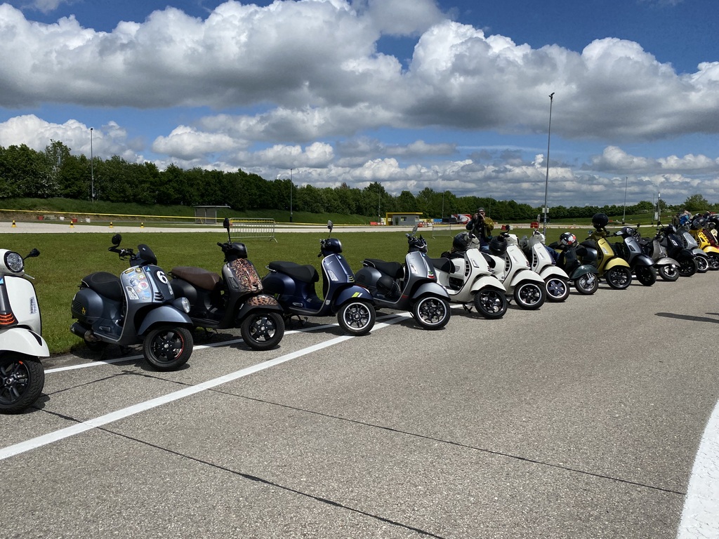 2023   Charity Vespa Treffen   La Dolce Vita in Marchtrenk – IMG_8132
